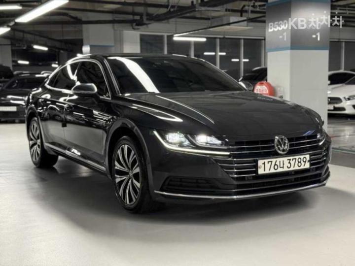Volkswagen Arteon 2.0 TDI Elegance Prestige 3