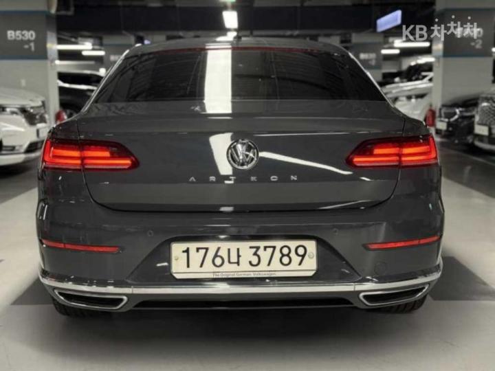 Volkswagen Arteon 2.0 TDI Elegance Prestige 4