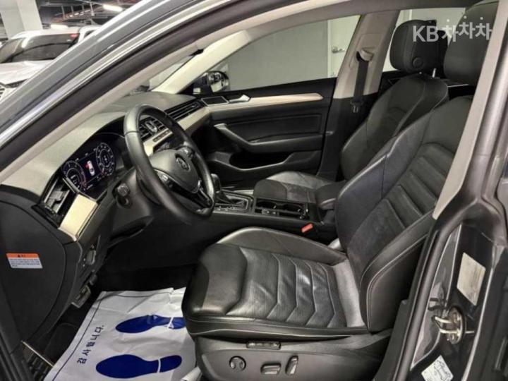 Volkswagen Arteon 2.0 TDI Elegance Prestige 8