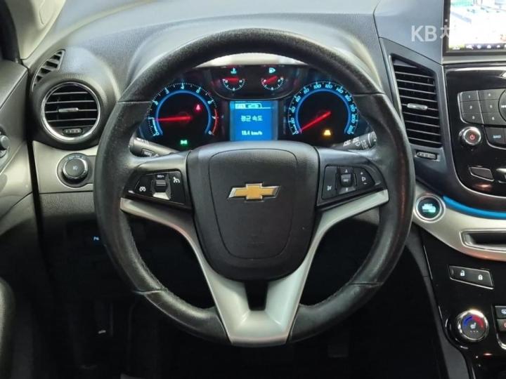 Chevrolet Orlando LPG LTZ Premium 10