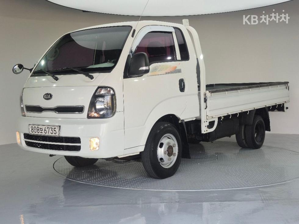 2017 - kia bongo iii