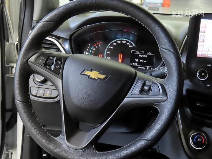 Chevrolet Spark Premier Base Type 9