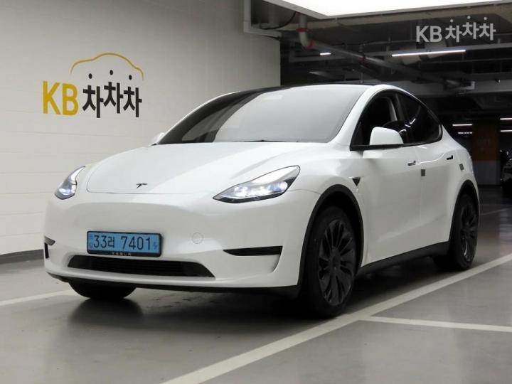 Tesla Model Y RWD Base Type 3