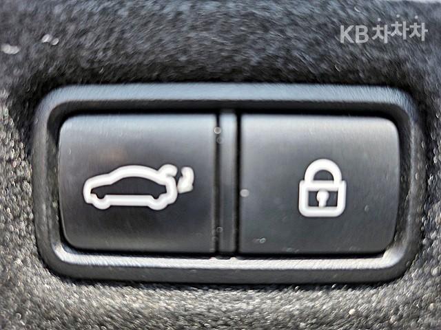 Hyundai Grandeur IG 2.4 Premium Special 8