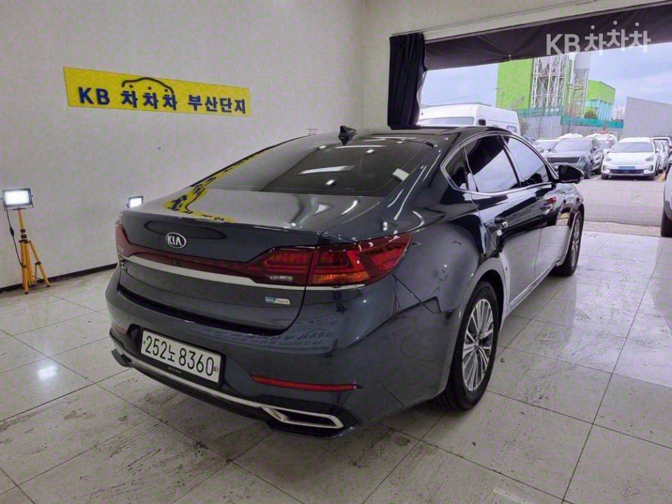 2020 - kia k7