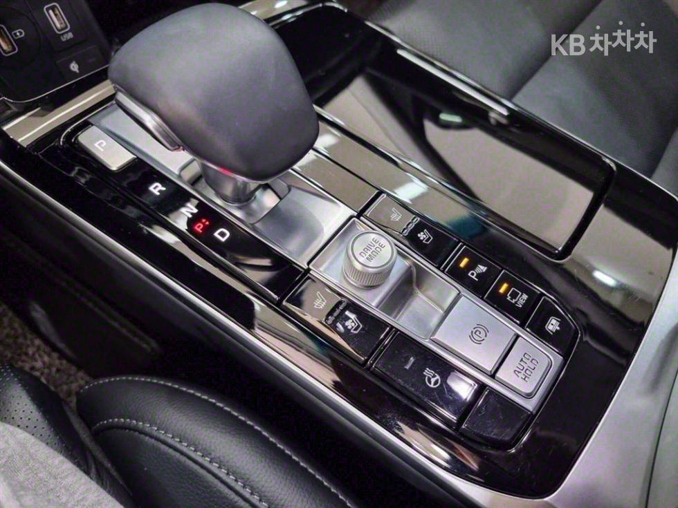 2020 - kia k7