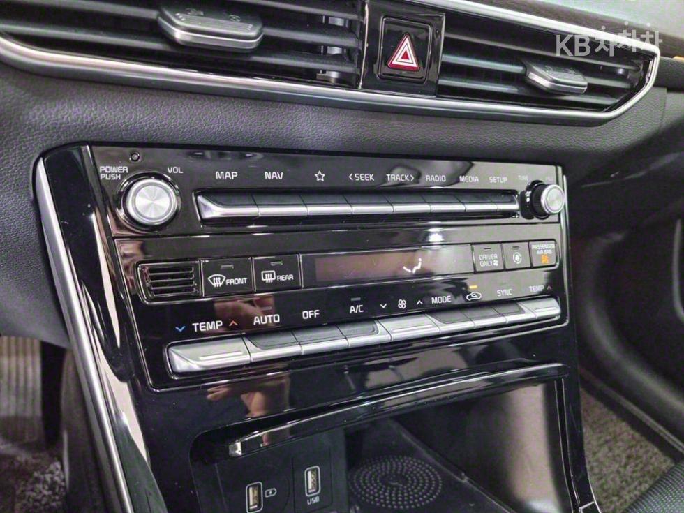 2020 - kia k7