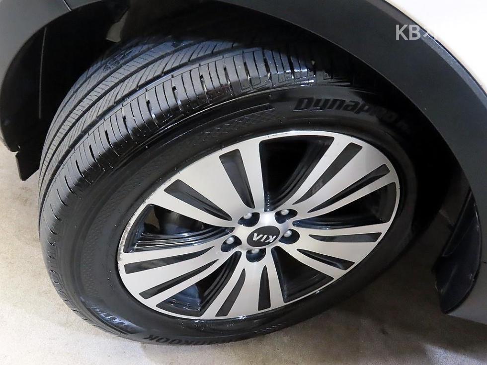 2014 - kia sportage