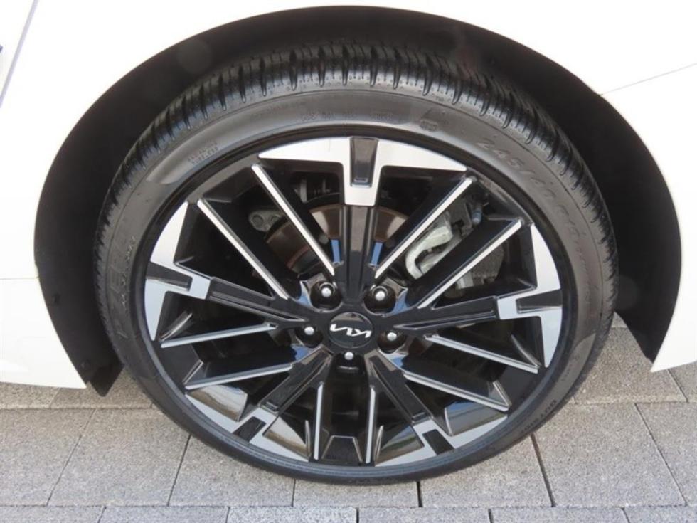2024 - kia k5