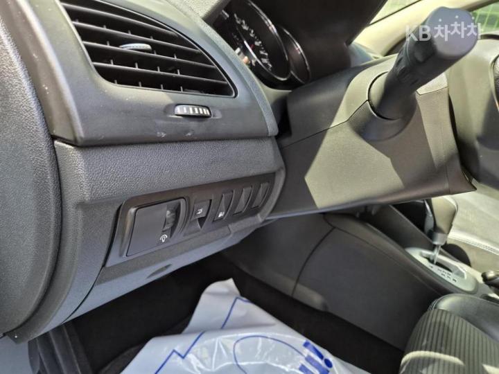 Renault SM3 New SE Black Base Type 9