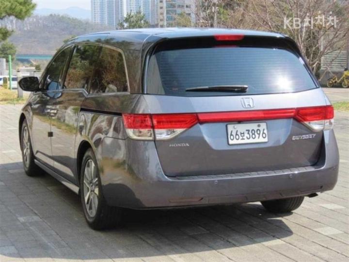 Honda Odyssey 3.5 5