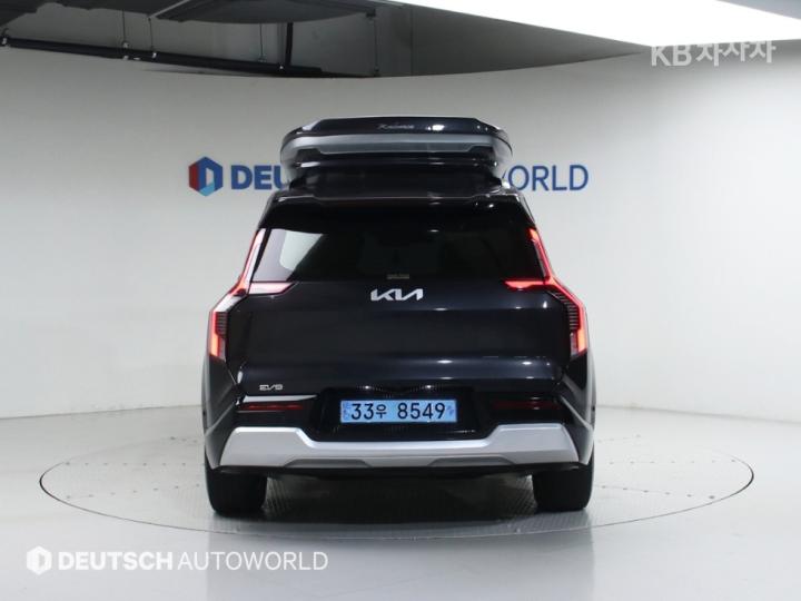 Kia EV9 Long Range 2WD Earth 5