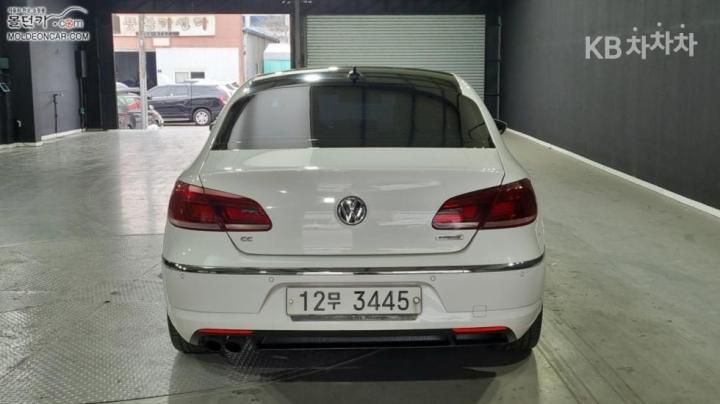 Volkswagen CC 2.0 TDI BlueMotion 5