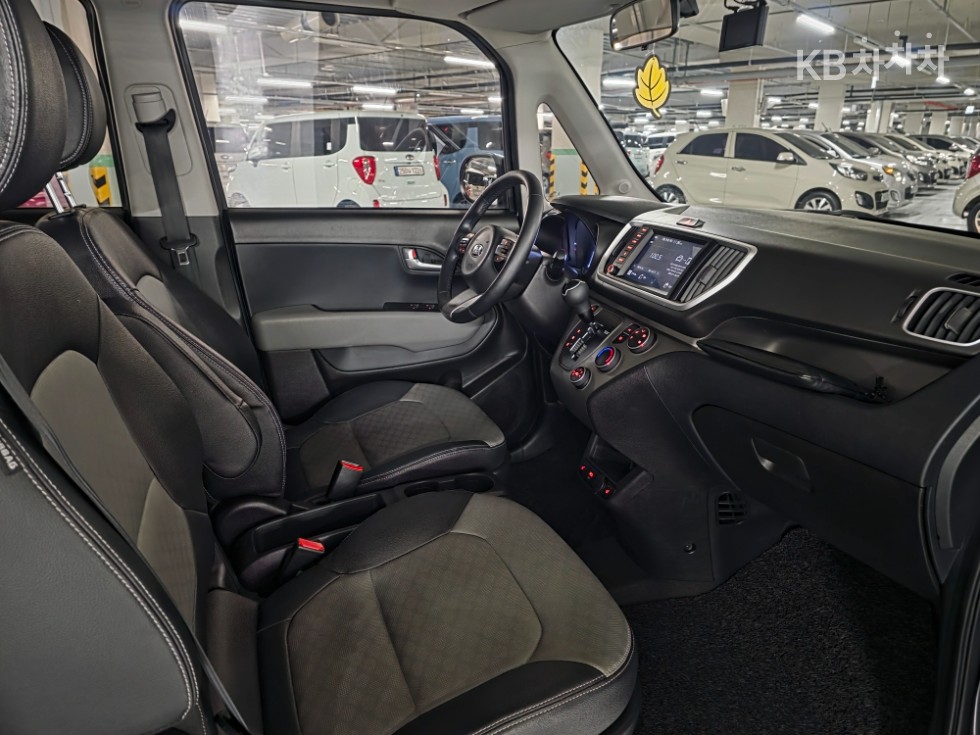 2021 - kia ray