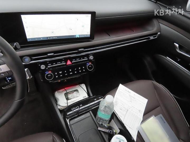 Hyundai Tucson Hybrid NX4 1.6T HEV 2WD Inspiration 8