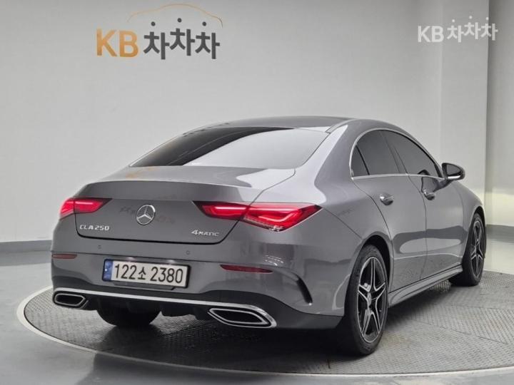 Mercedes-Benz CLA-Class CLA250 4Matic C117 4