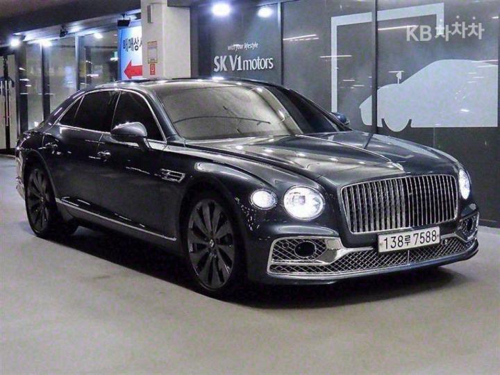 Bentley Flying Spur 4.0 기본형 — foto 1