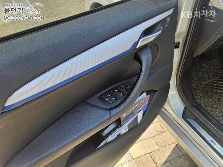 BMW X1 F48 xDrive 20d M Sport 6