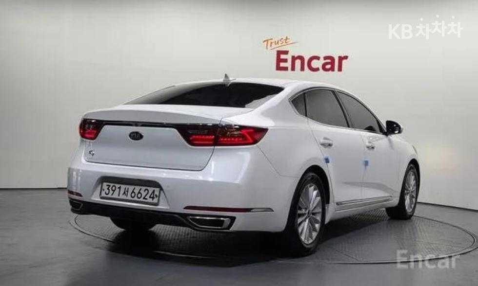 2017 - kia k7