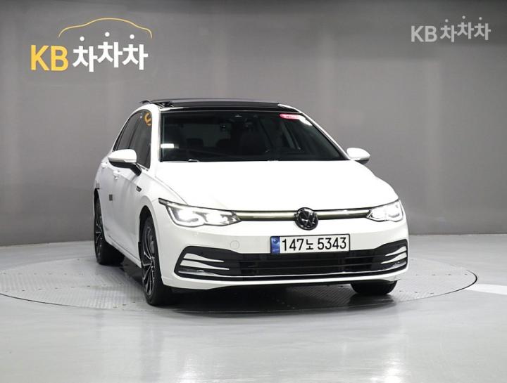 Volkswagen Golf The 8 MK8 2.0 TDI Prestige 3