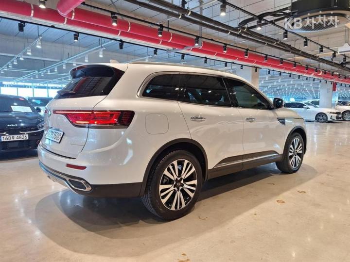 Renault QM6 2.0 LPe 2WD RE Signature 6