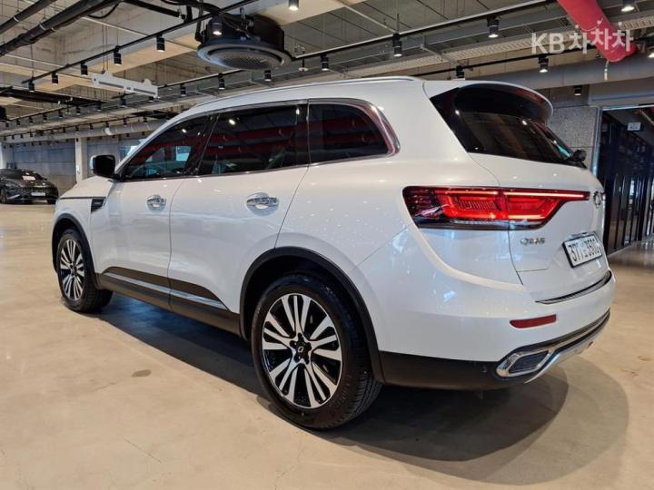 Renault QM6 2.0 LPe 2WD RE Signature 7