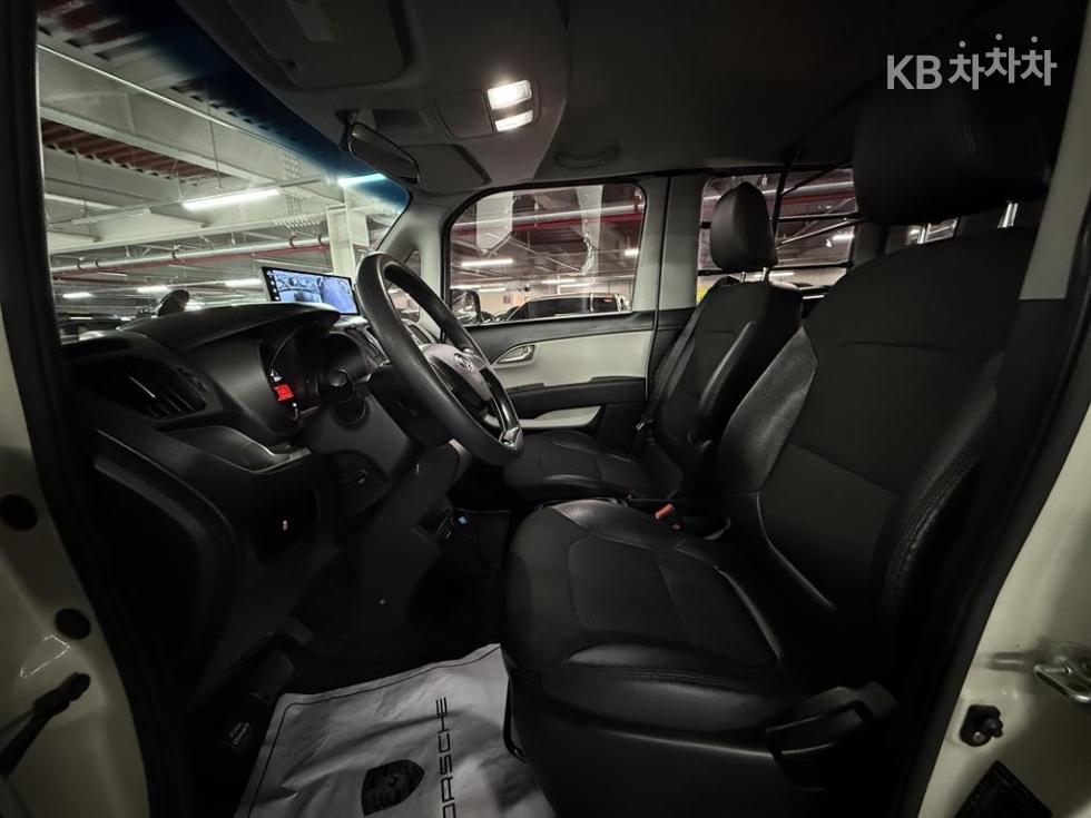 2016 - kia ray-ban