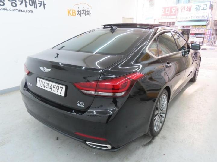 Hyundai Genesis DH G330 Premium AWD 4