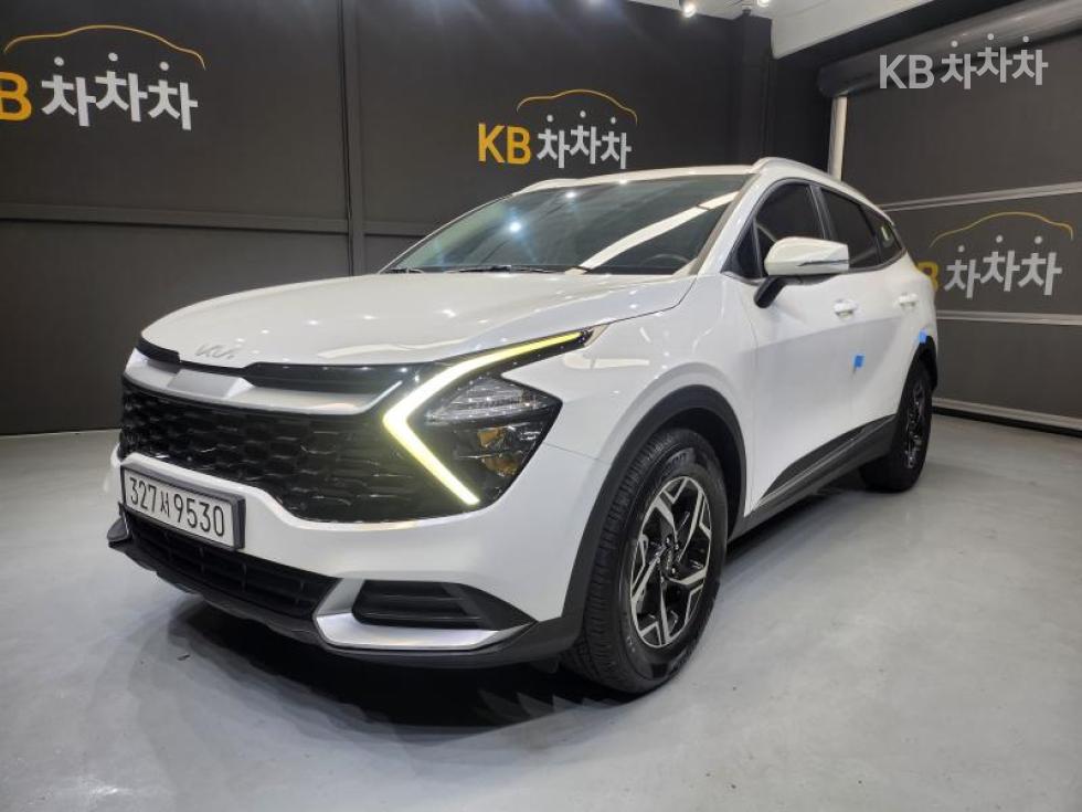 2022 - kia sportage
