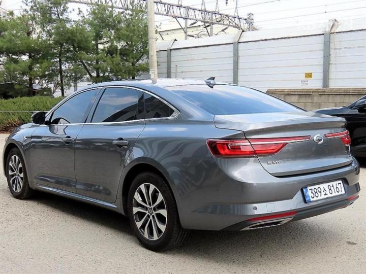 Renault SM6 1.3 TCe 260 Feel 4