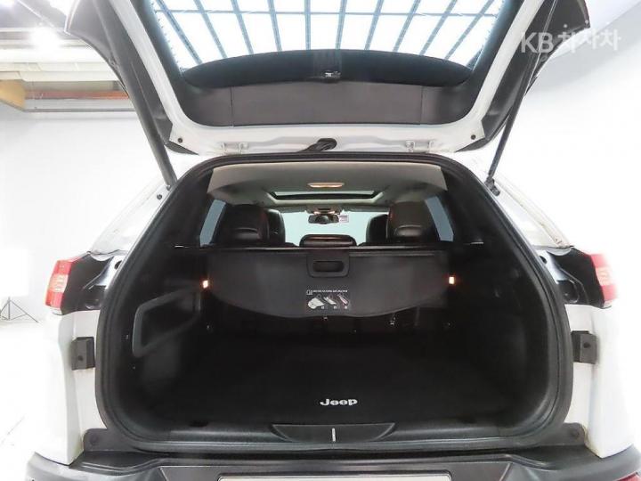 Jeep Cherokee 2.0 Diesel Longitude AWD 10