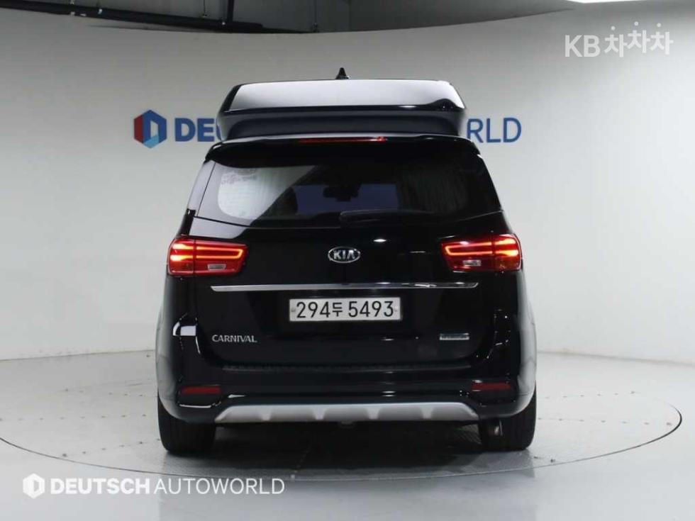 2019 - kia carnival