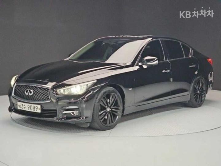 Infiniti Q50 2.2d Exclusive 3