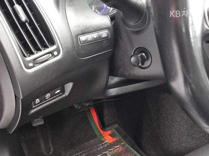 Infiniti Q50 2.2d Exclusive 9