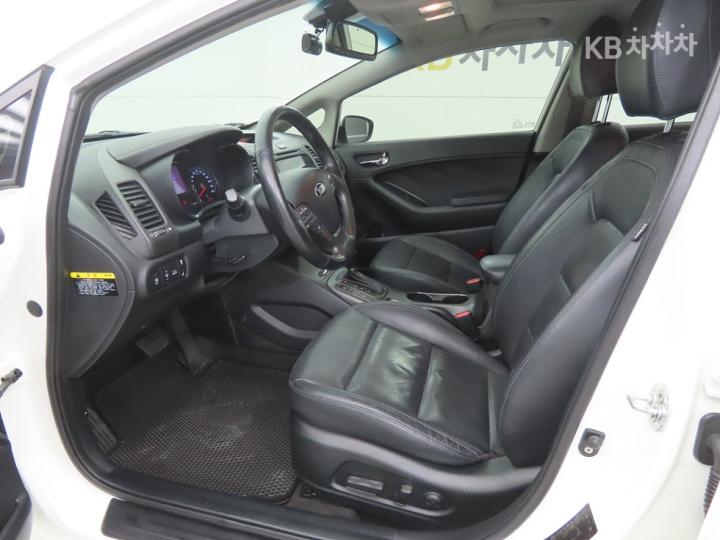 Kia K3 Diesel Noblesse 6