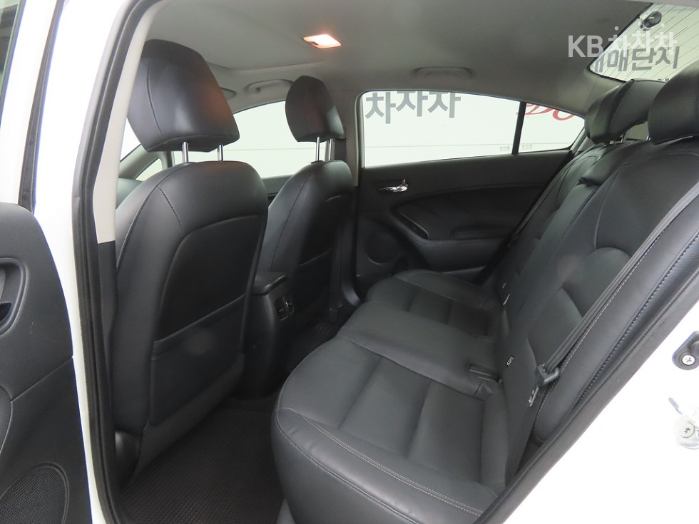 2014 - kia k3