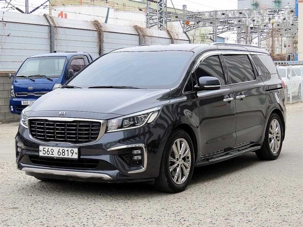 2019 - kia carnival