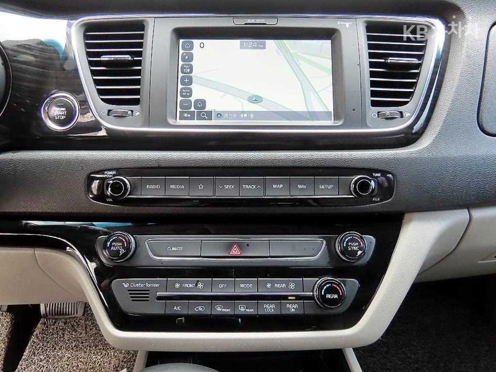 2019 - kia carnival