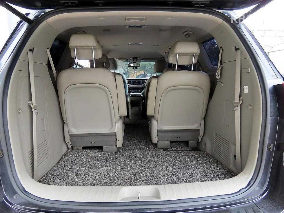 2019 - kia carnival