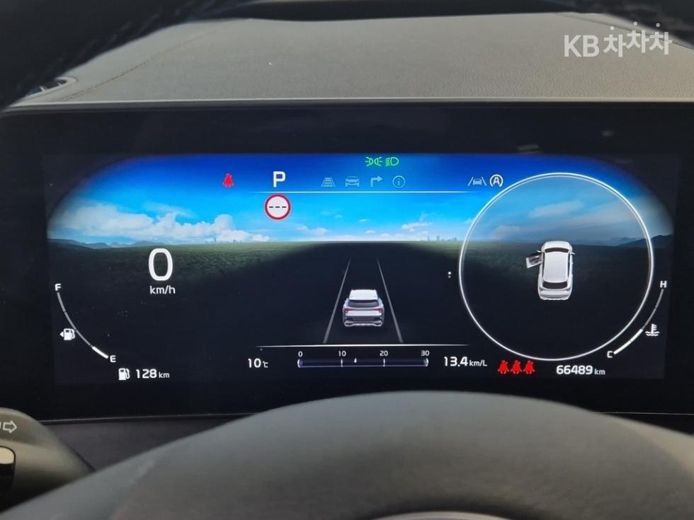 2023 - kia sportage