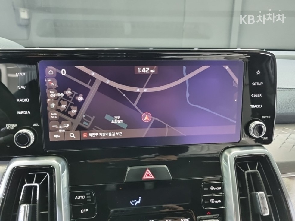 2021 - kia sorento