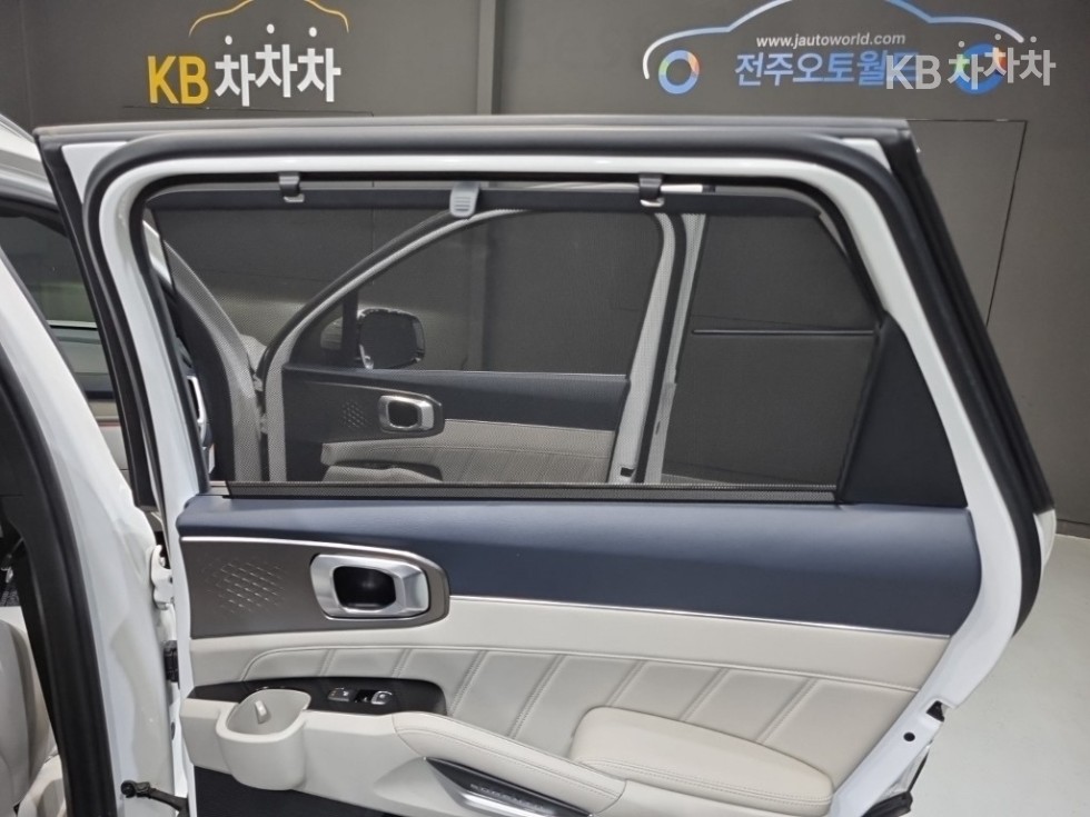 2021 - kia sorento