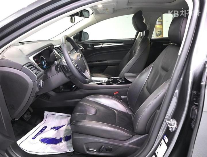 Ford Mondeo 2.0 TDCi Diesel Trend 10