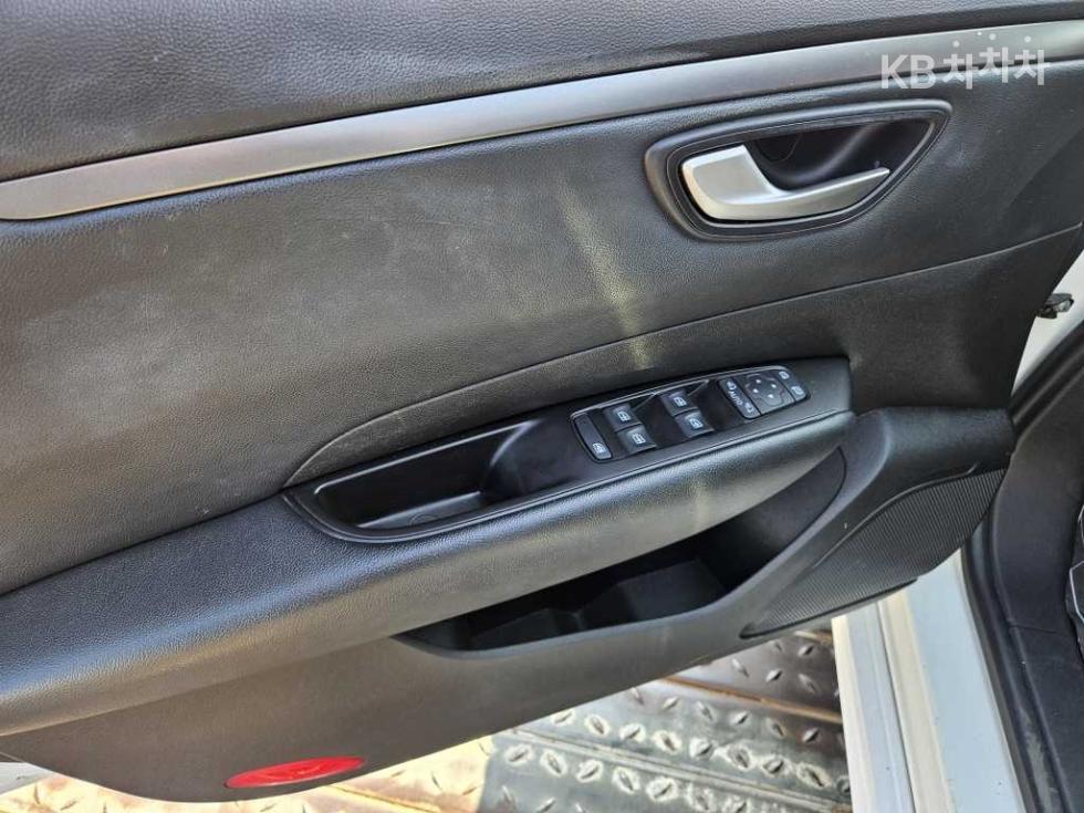 Renault Samsung SM6 — miniaturë 14
