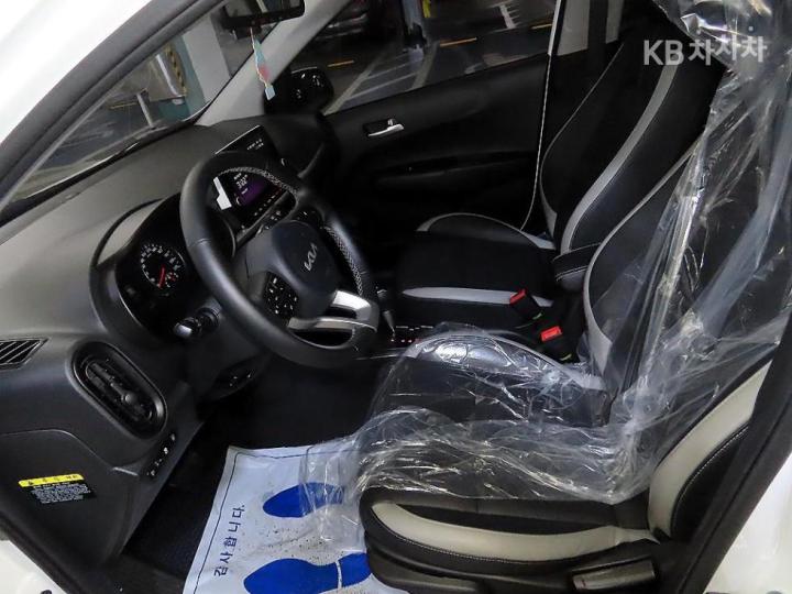 Kia Morning Urban JA 1.0 Gasoline Prestige 7