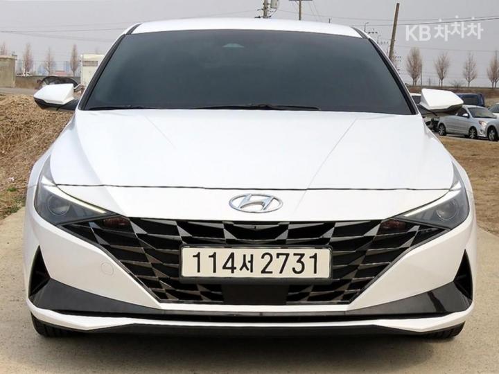Hyundai Avante CN7 1.6 Gasoline Modern