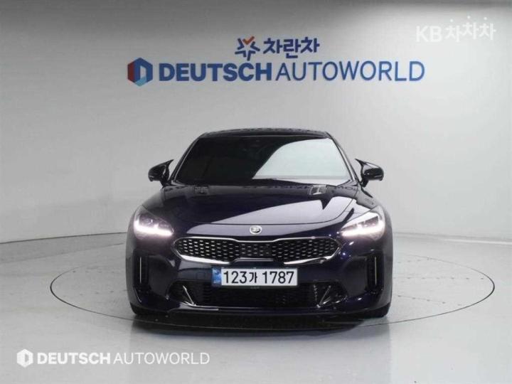 Kia Stinger Meister 3.3 Gasoline Turbo 4WD Masters 4
