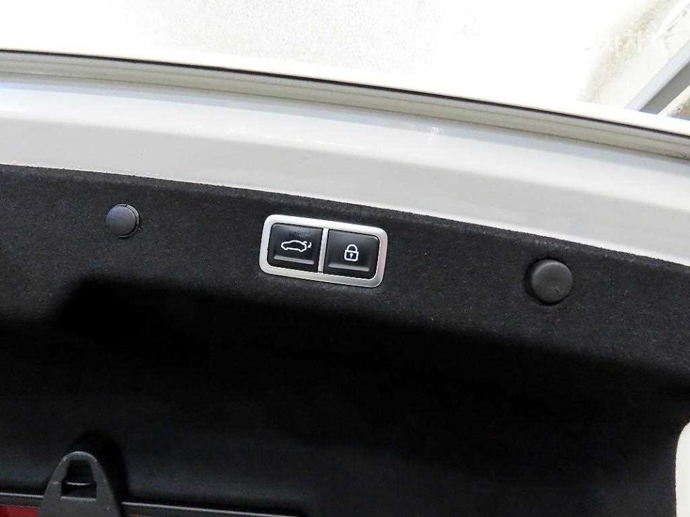 Hyundai Grandeur — miniaturë 17