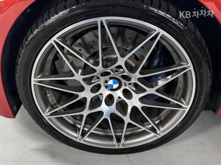 BMW M3 M Series Sedan Competition F80 10