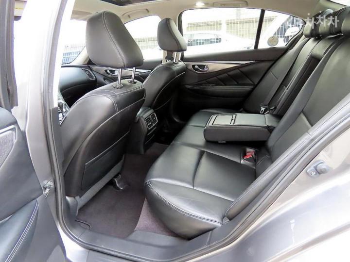 Infiniti Q50 2.2d Premium 7